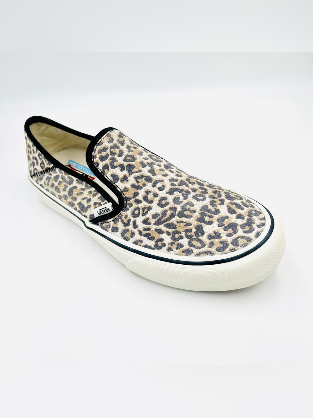 Vans Slip-On Sneakers Leopard Print Black Trim